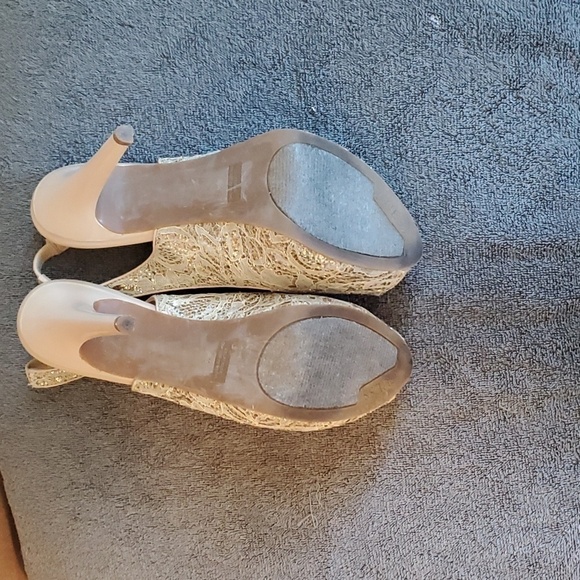 Guess High Heels - Picture 3 of 8